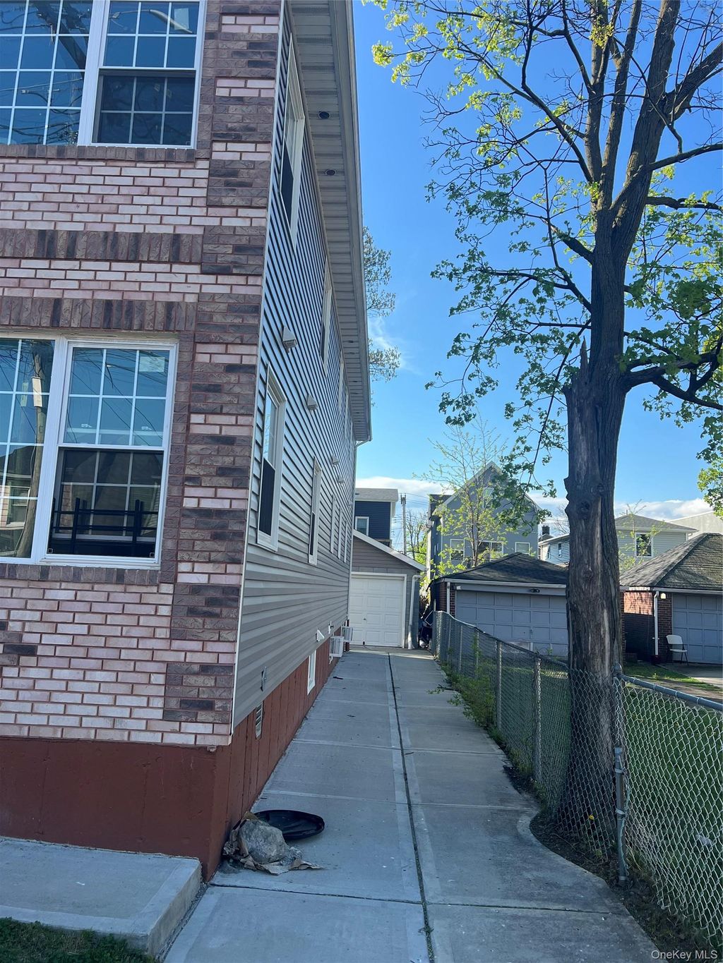 Photo of 18920 117th Road, Saint Albans, NY 11412 (MLS # 986645)