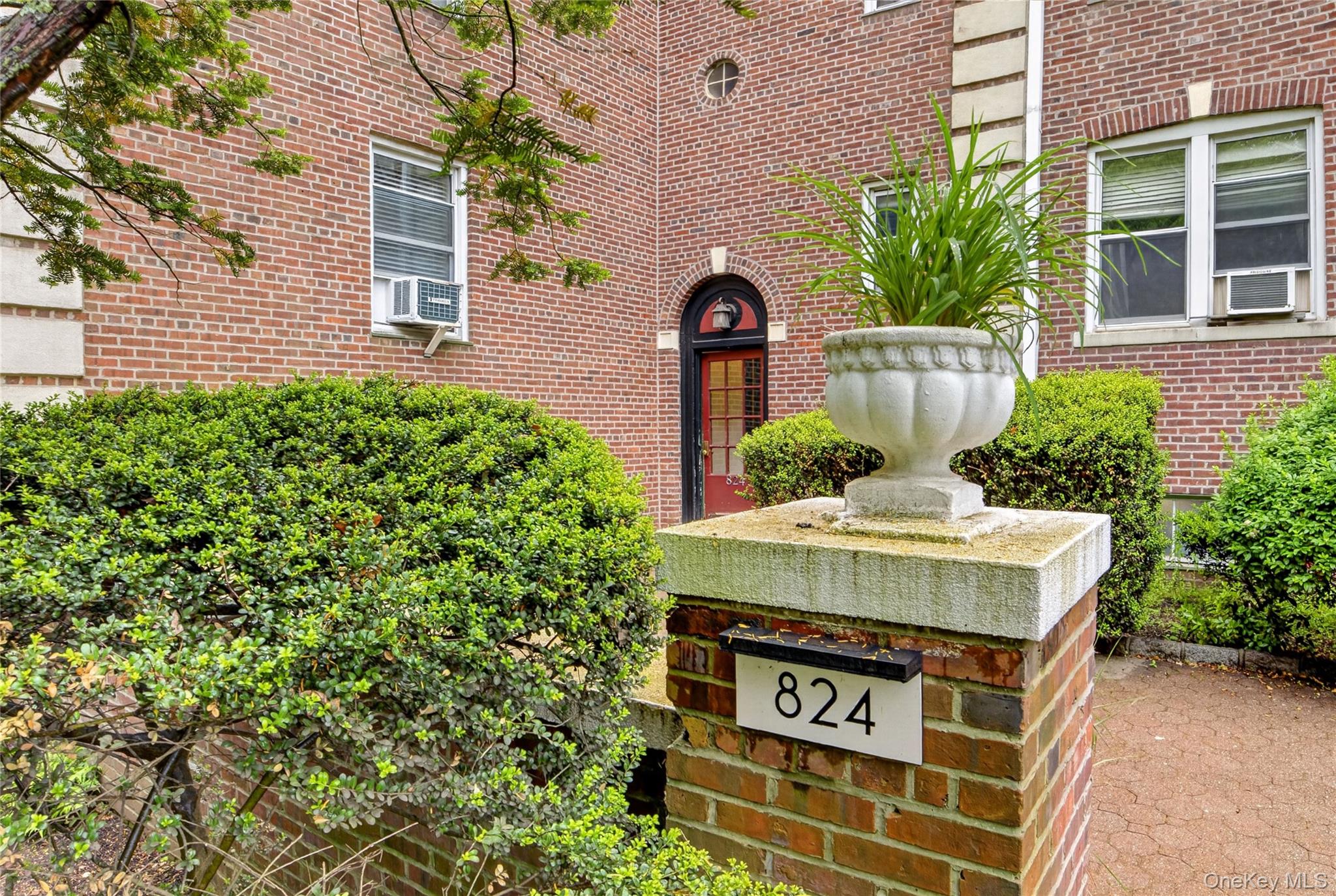 824 Palmer Road 1F