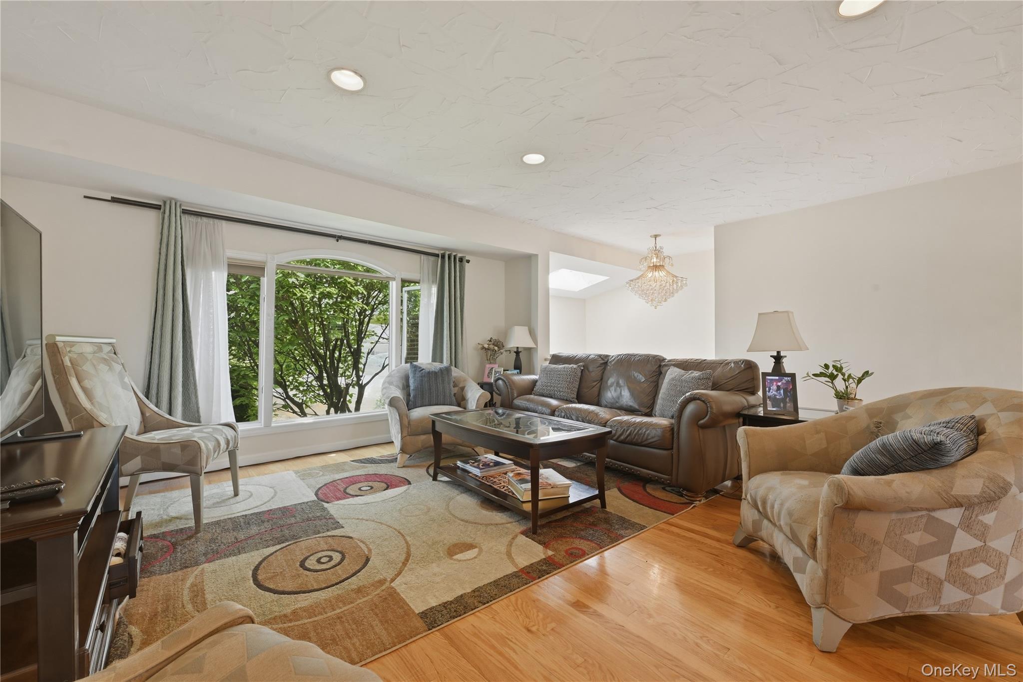 2998 Joyce Lane