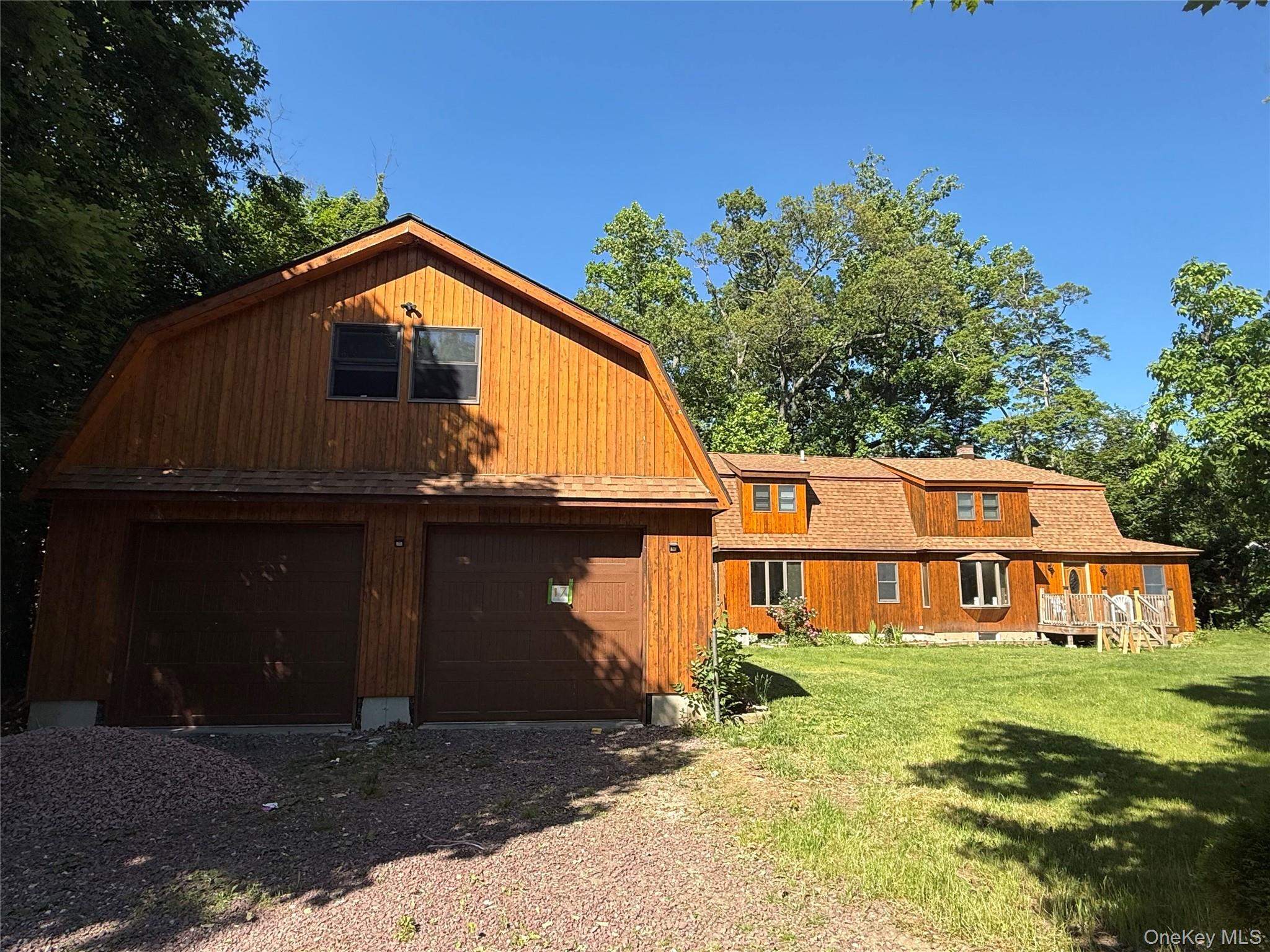 17 Hillside Road