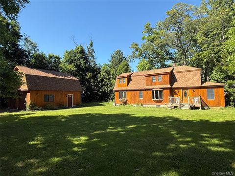 Homes For Sale - 17 Hillside Road<br/> Orange County, Greenwood Lake, NY 10925