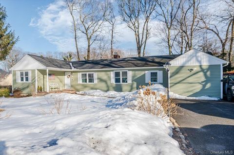 Homes For Sale - 20 Honey Lane<br/> Miller Place, NY 11764