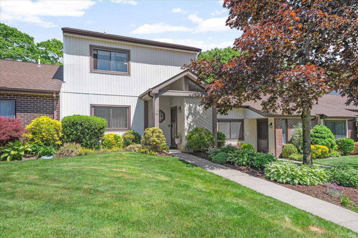 10 Sheila Court #--, Holtsville, New York image 1