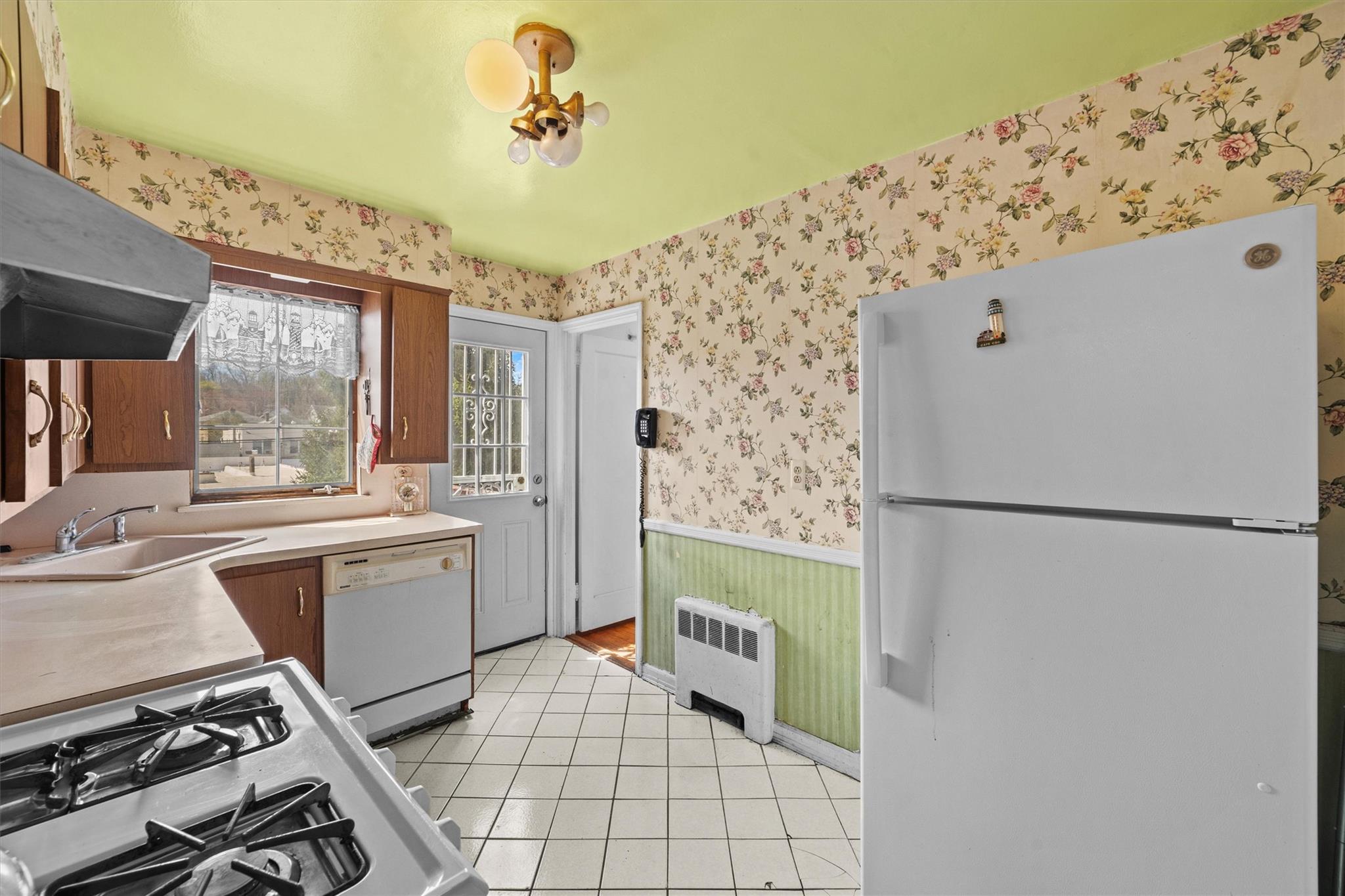 39 King Avenue, Yonkers, New York image 8