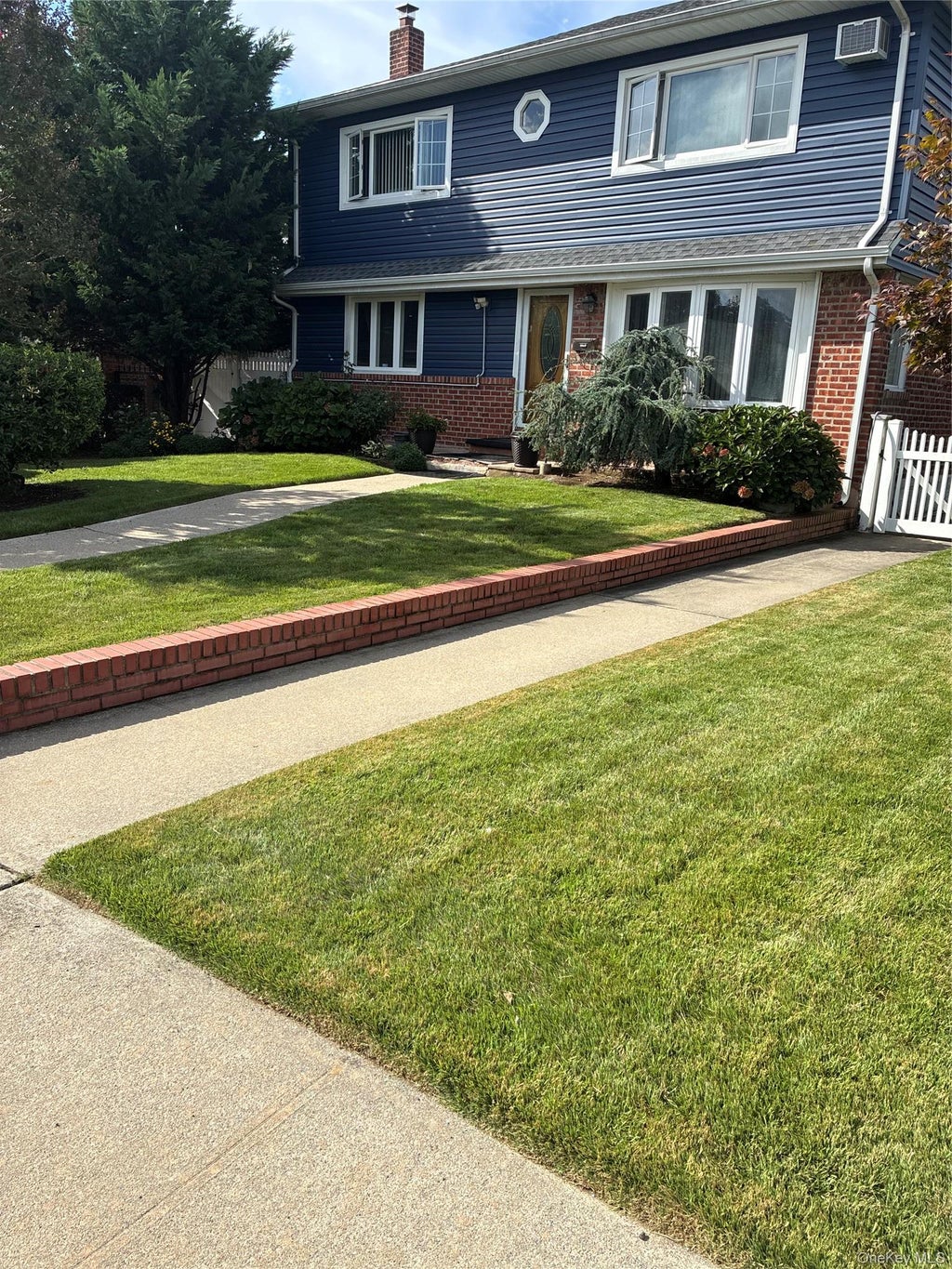 Photo of 1607 Lydia Avenue, Elmont, NY 11003 (MLS # 1054419)