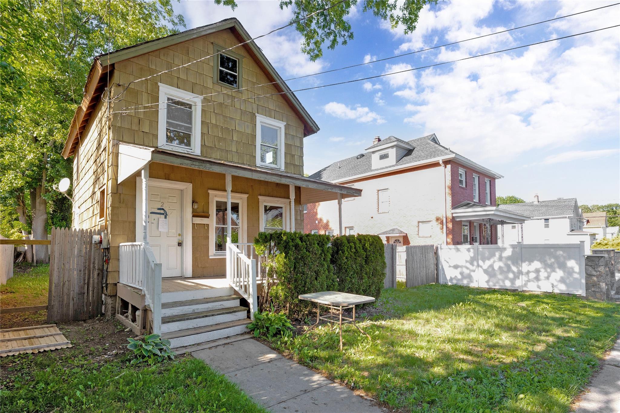 20 Valentine Street, Glen Cove, New York image 4