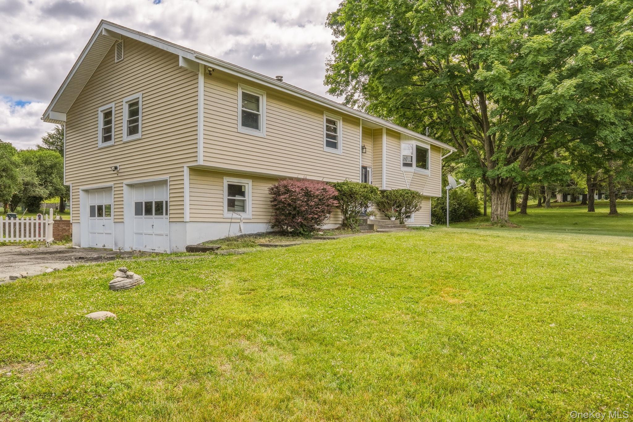 4 Hunt Drive