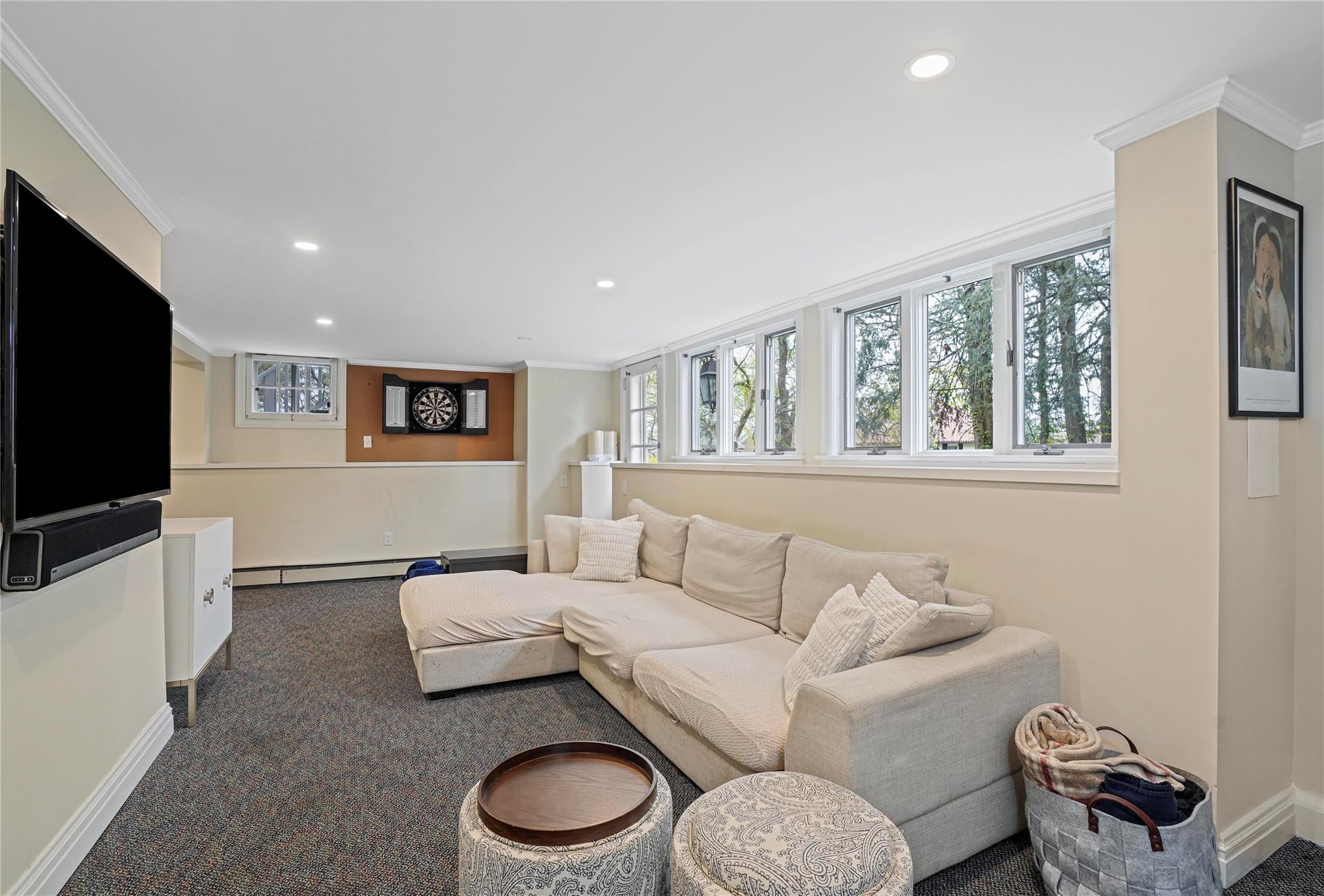 305 Pelhamdale Avenue, Pelham, New York image 28