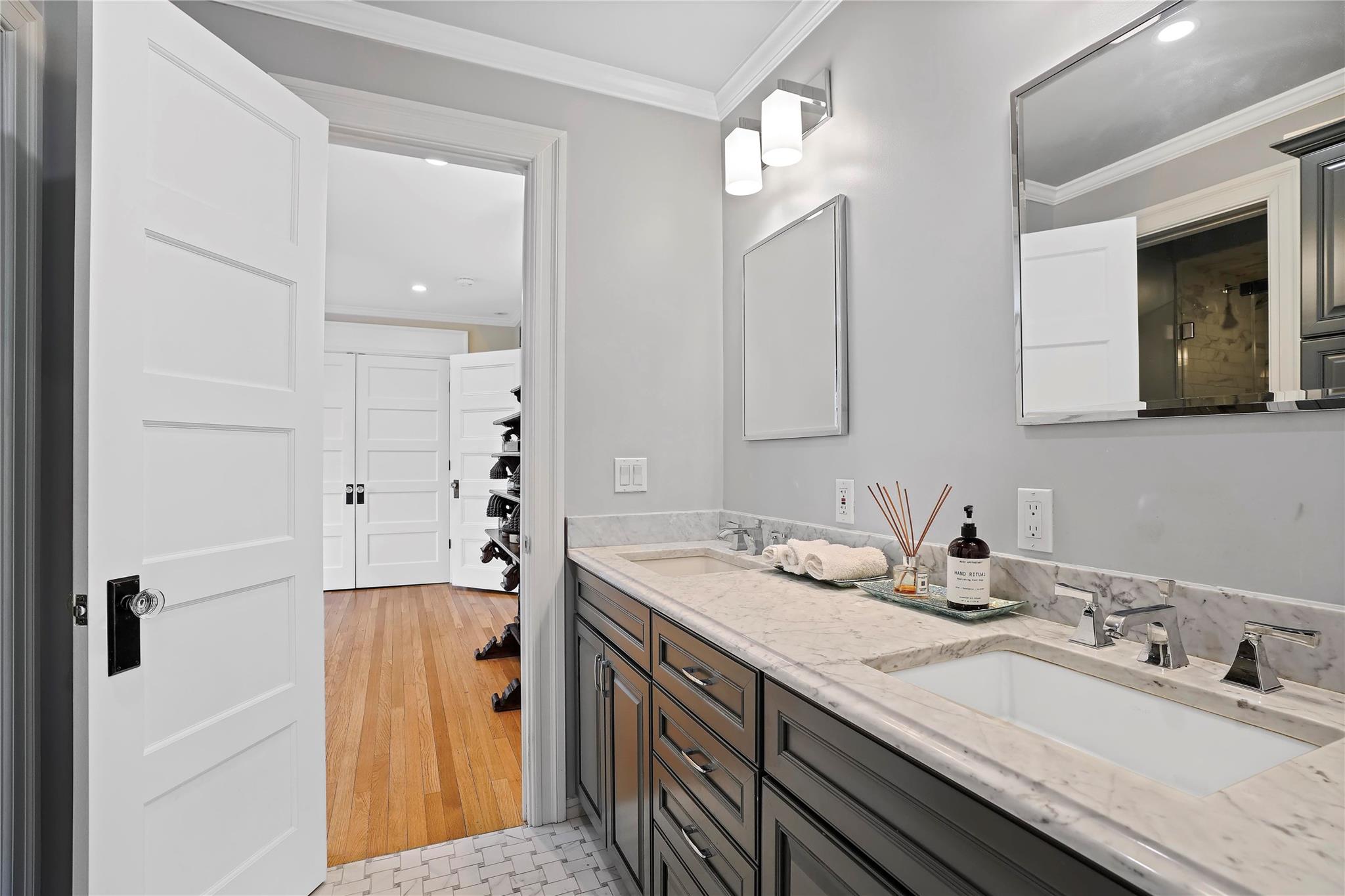 305 Pelhamdale Avenue, Pelham, New York image 20