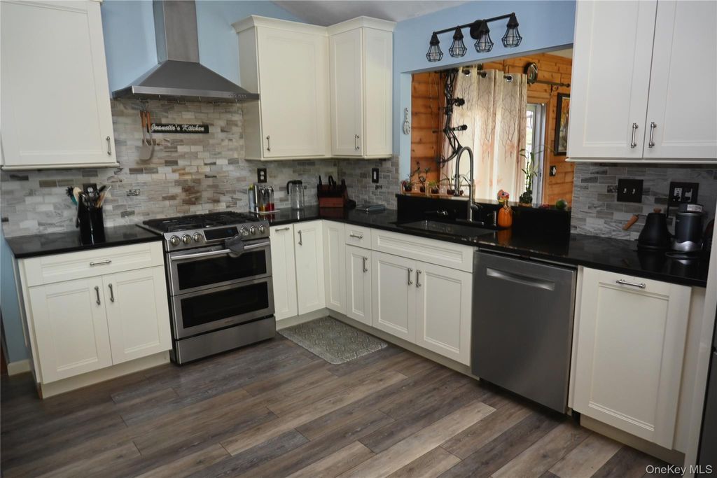 Photo of 65 Bailey Road, New Hampton, NY 10958 (MLS # 943773)