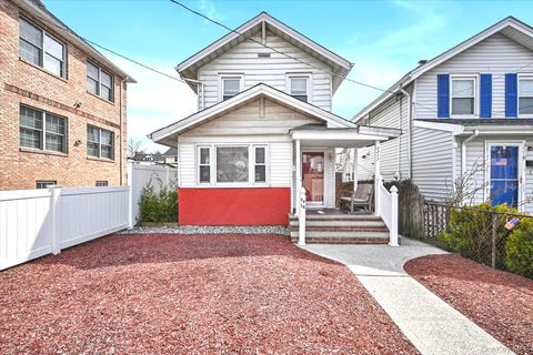 32-17 Murray Street Flushing NY 11354