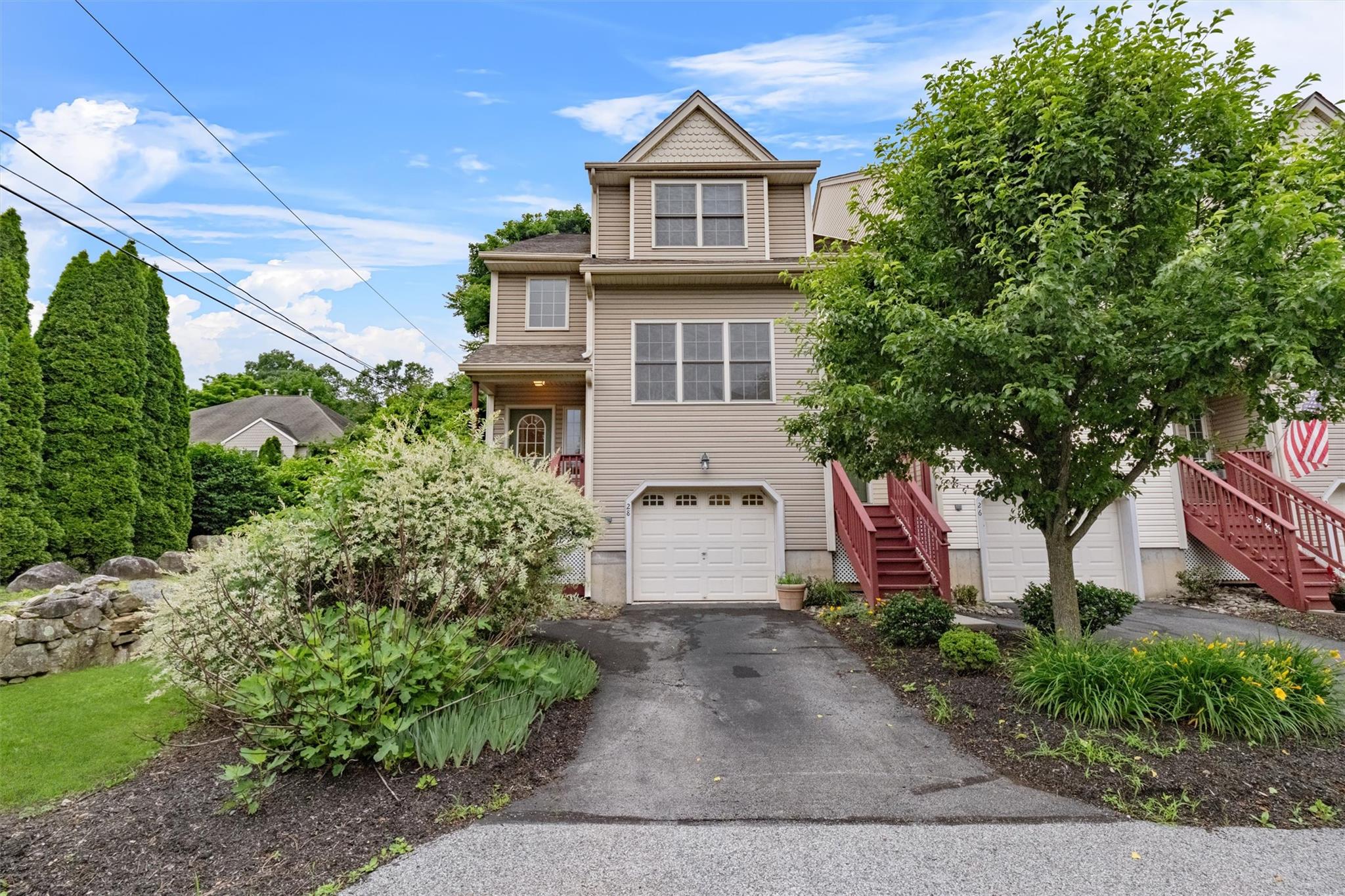 Photo 1 of Winhaven Court 20, Highland Falls, New York, $399,000, Web #: 875849