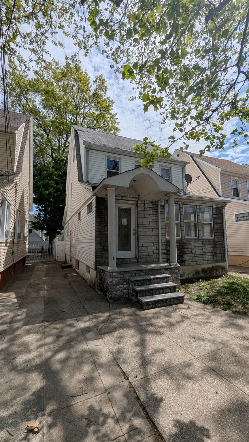 115-37 197 Street