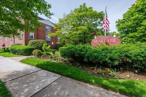 200 N Village Avenue A-3 Rockville Centre NY 11570