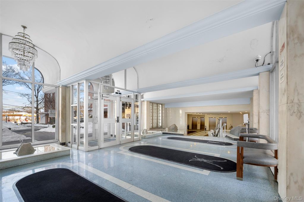 Photo of 54-40 Little Neck Parkway #6G, Little Neck, NY 11362 (MLS # 956961)