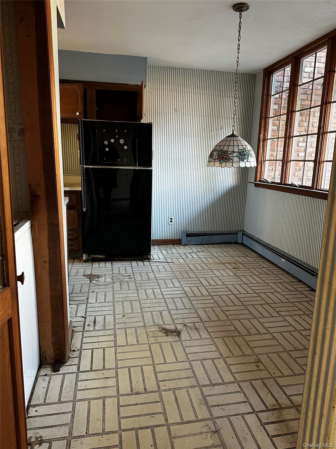 166 Halgren Crescent