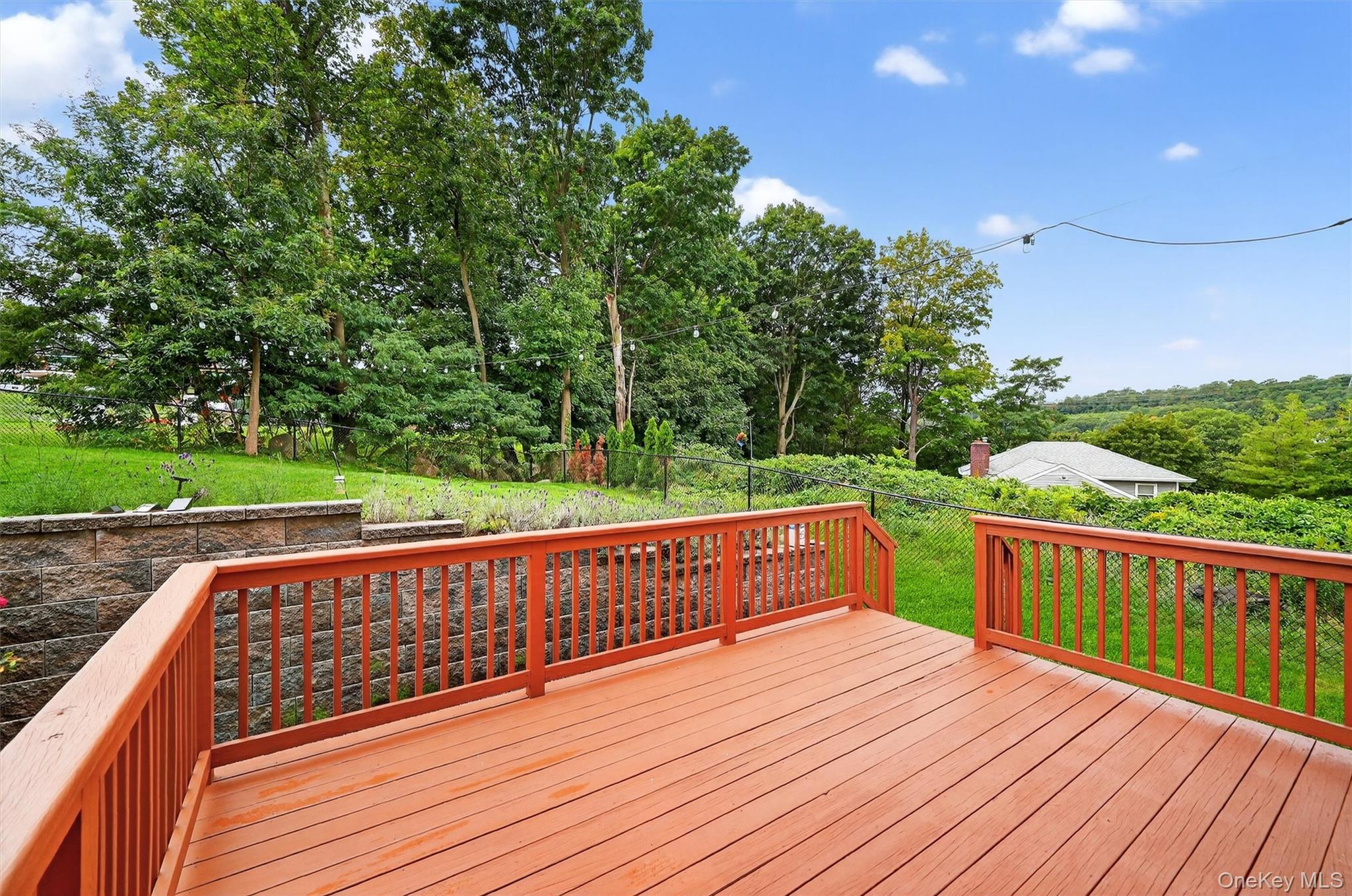 Elmsford, New York 10523, United States, 4 Bedrooms Bedrooms, ,3 BathroomsBathrooms,Residential,Active,210102