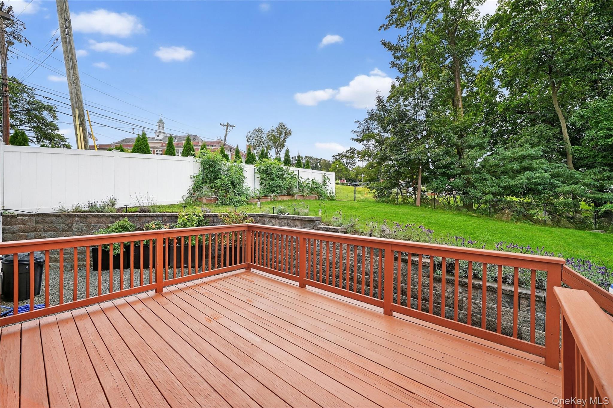 Elmsford, New York 10523, United States, 4 Bedrooms Bedrooms, ,3 BathroomsBathrooms,Residential,Active,210102