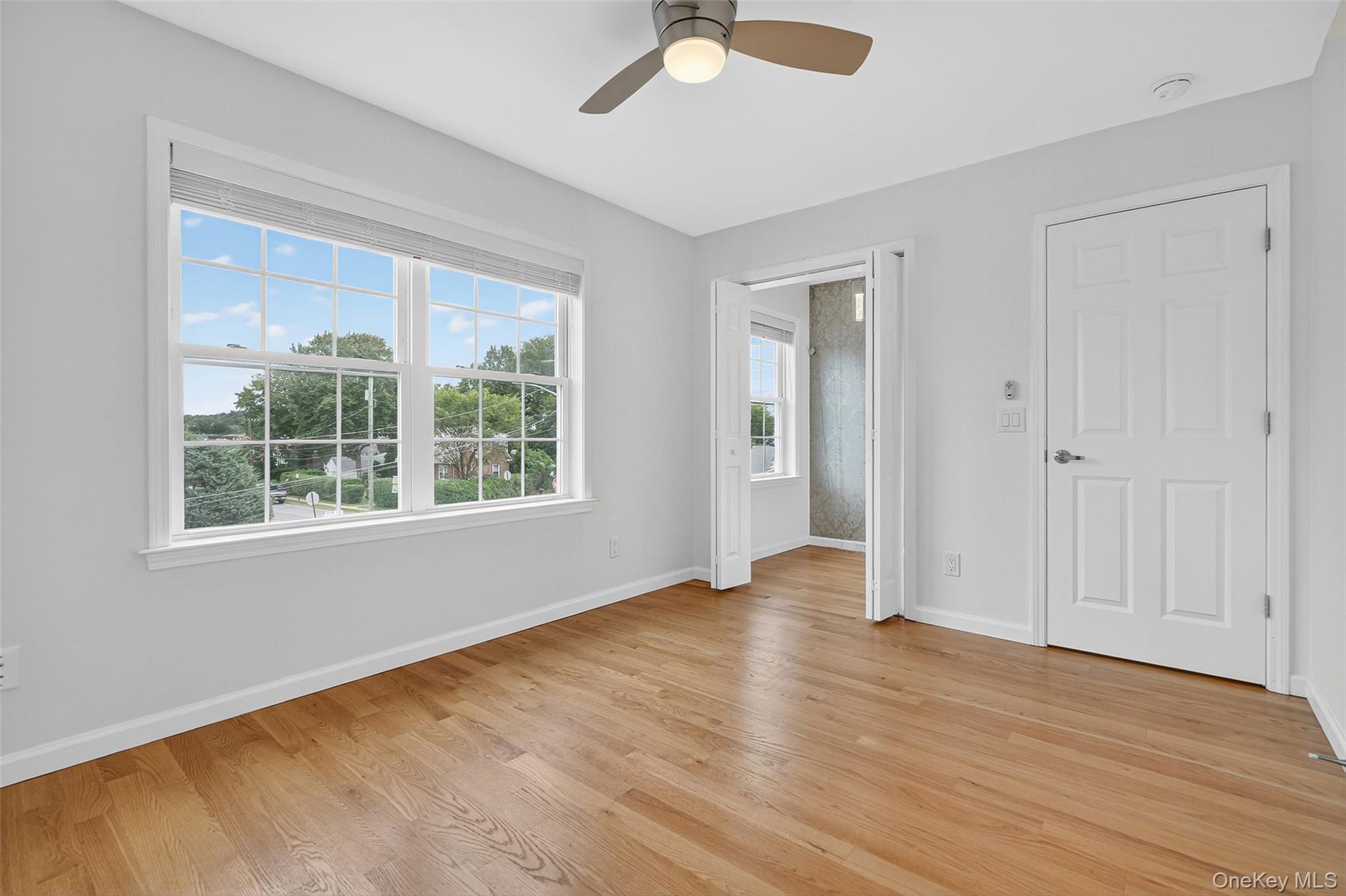 Elmsford, New York 10523, United States, 4 Bedrooms Bedrooms, ,3 BathroomsBathrooms,Residential,Active,210102