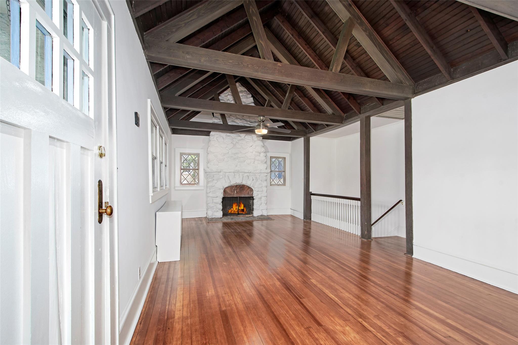 306 Oakland Beach Avenue