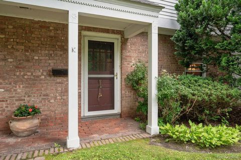 Condo For Sale - 30 Pondview Road #K<br/> Rye, NY 10580