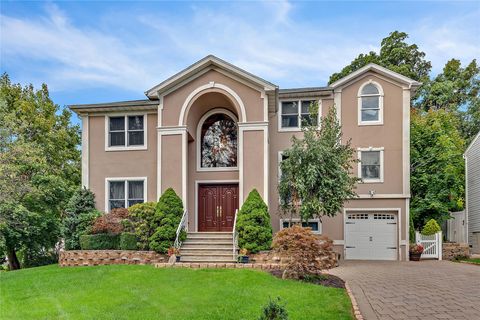 2 Dorchester Drive Yonkers NY 10710