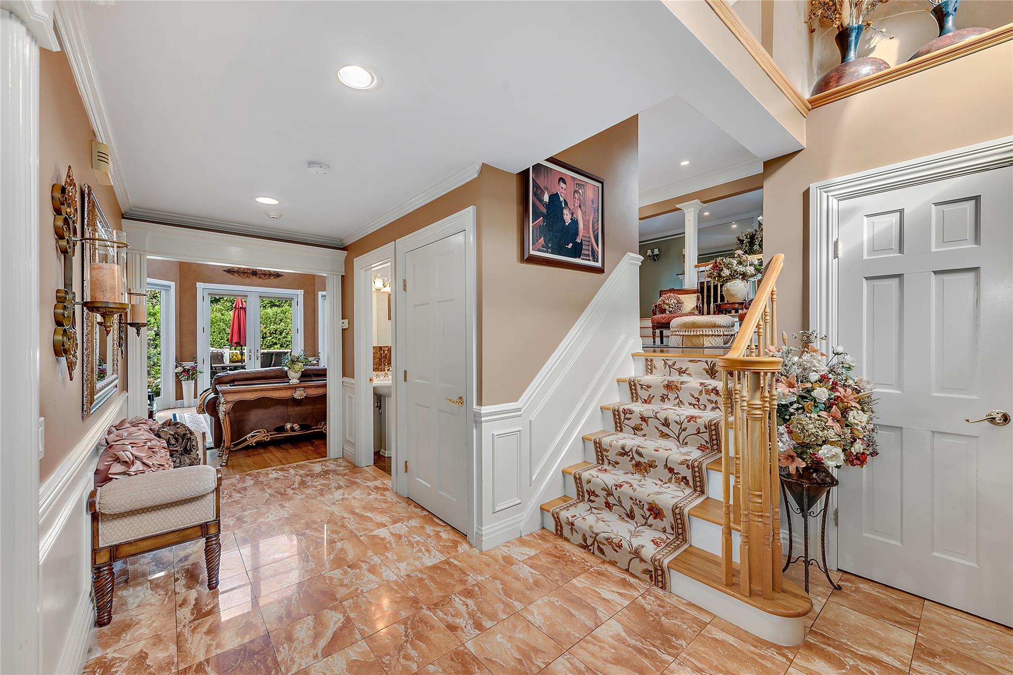 2 Dorchester Drive