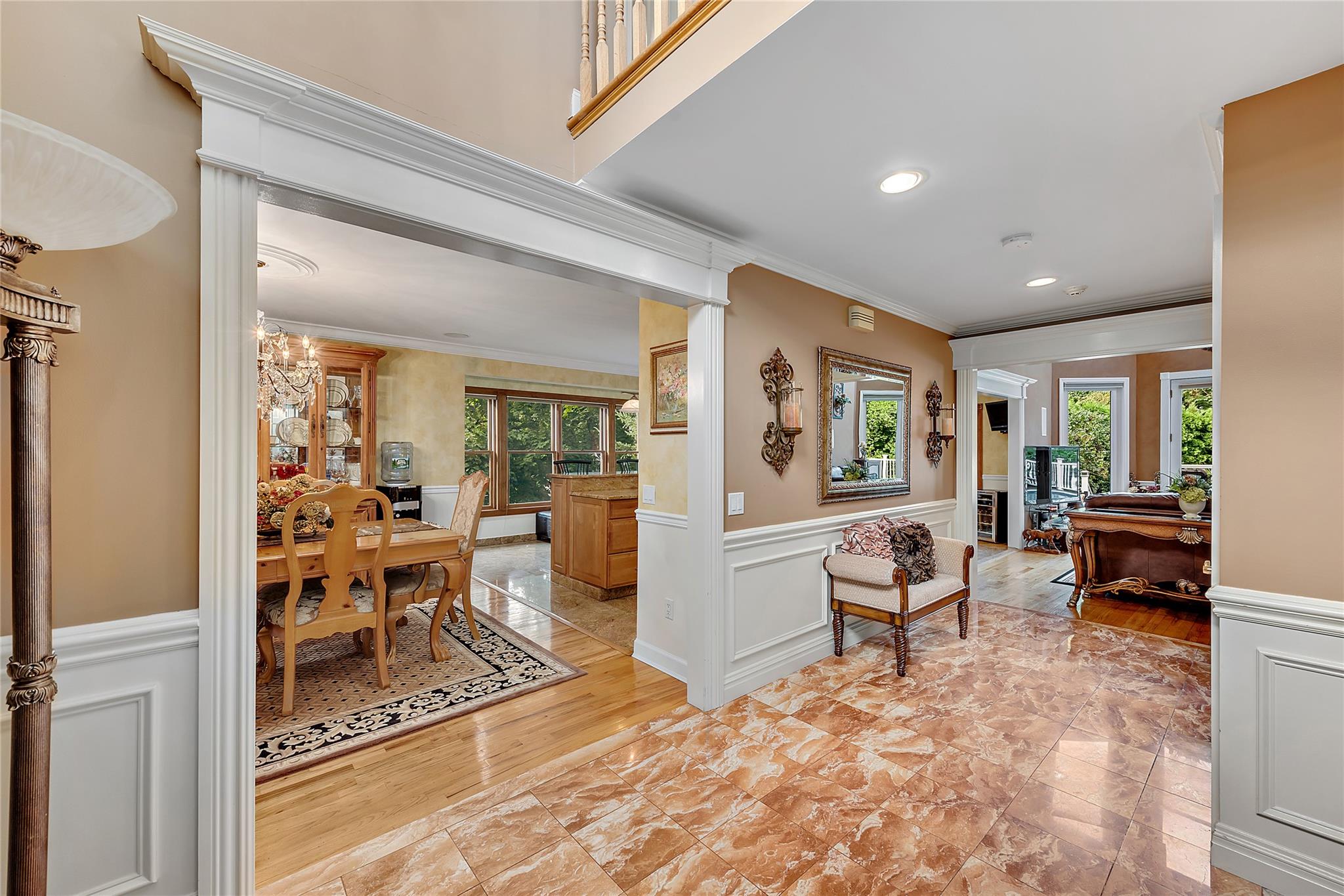2 Dorchester Drive