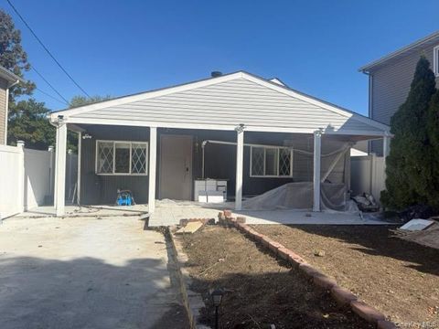 28 Floral Avenue Bethpage NY 11714