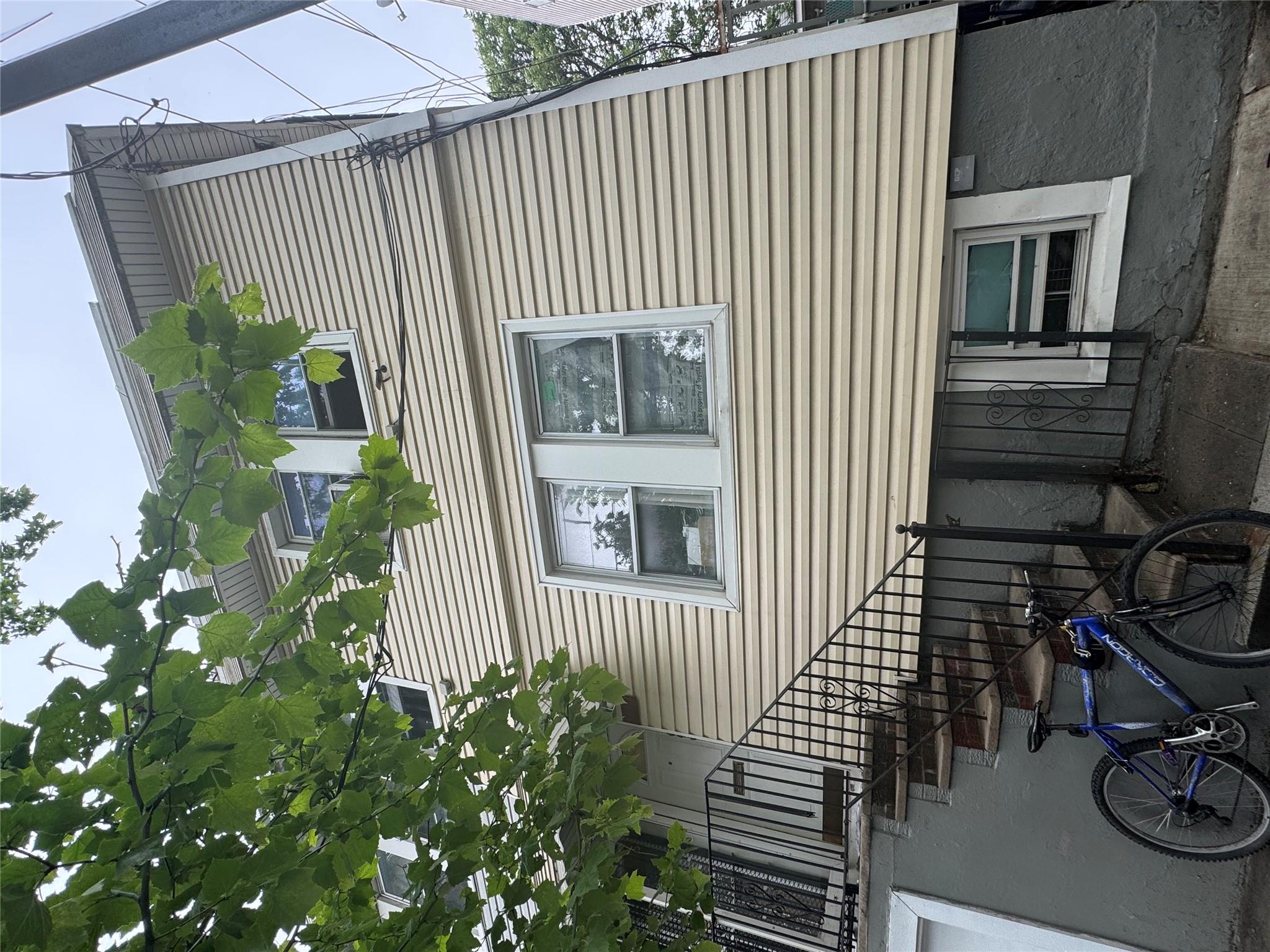 33-30 109 Street, Corona, New York image 3
