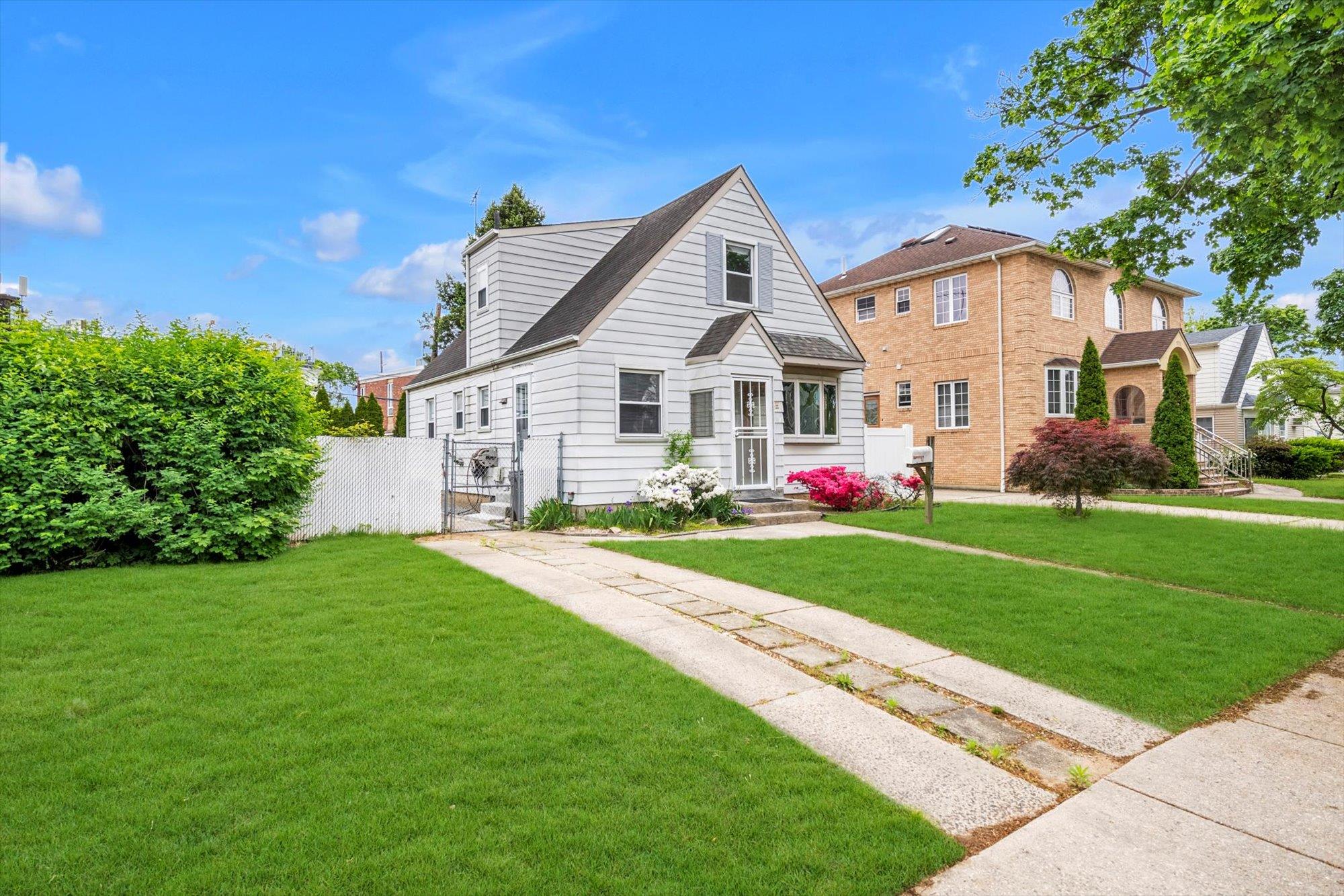7787 Langdale Street, New Hyde Park, New York image 19