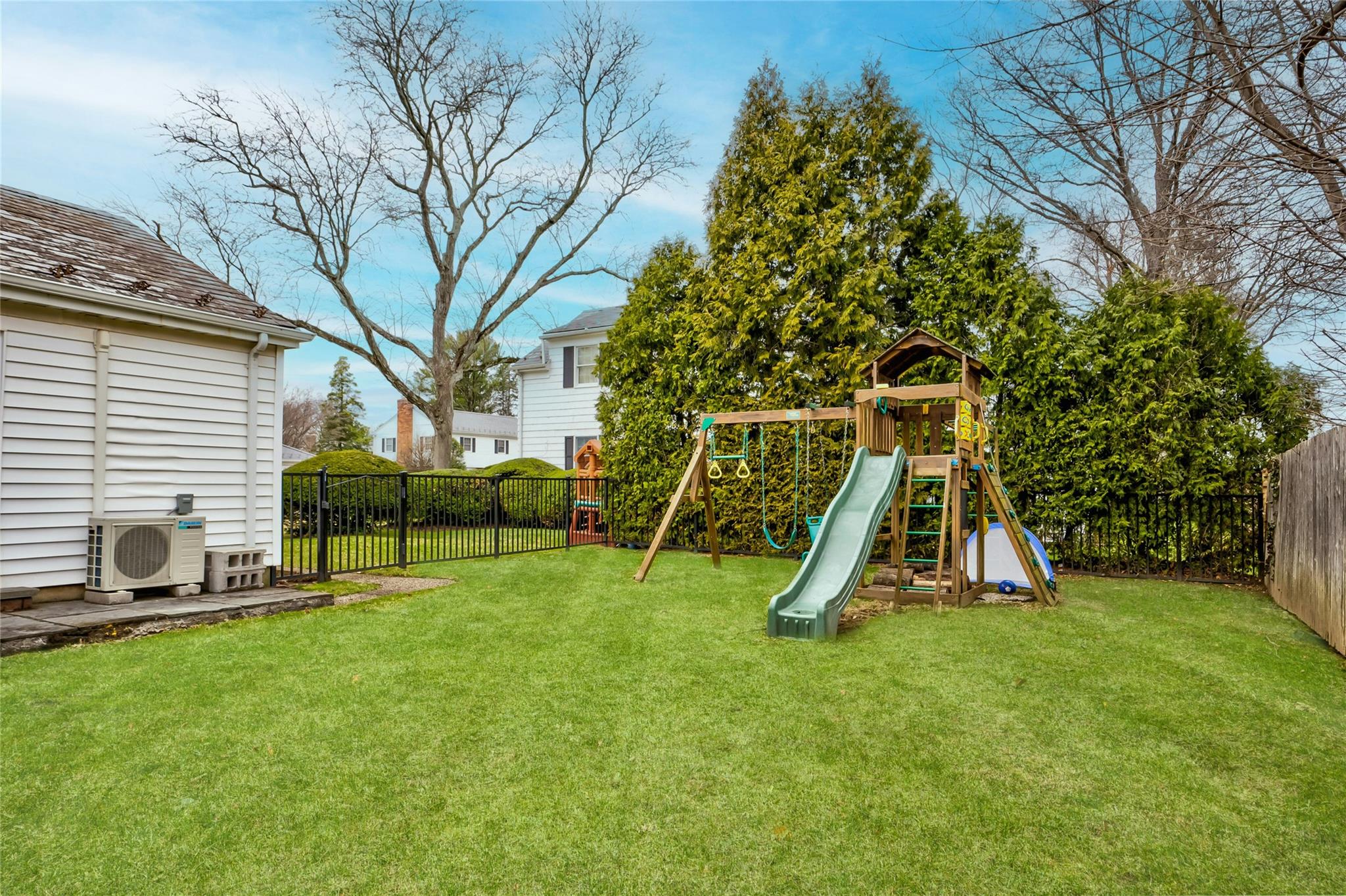 30 Borglum Road, Manhasset, Florida image 24