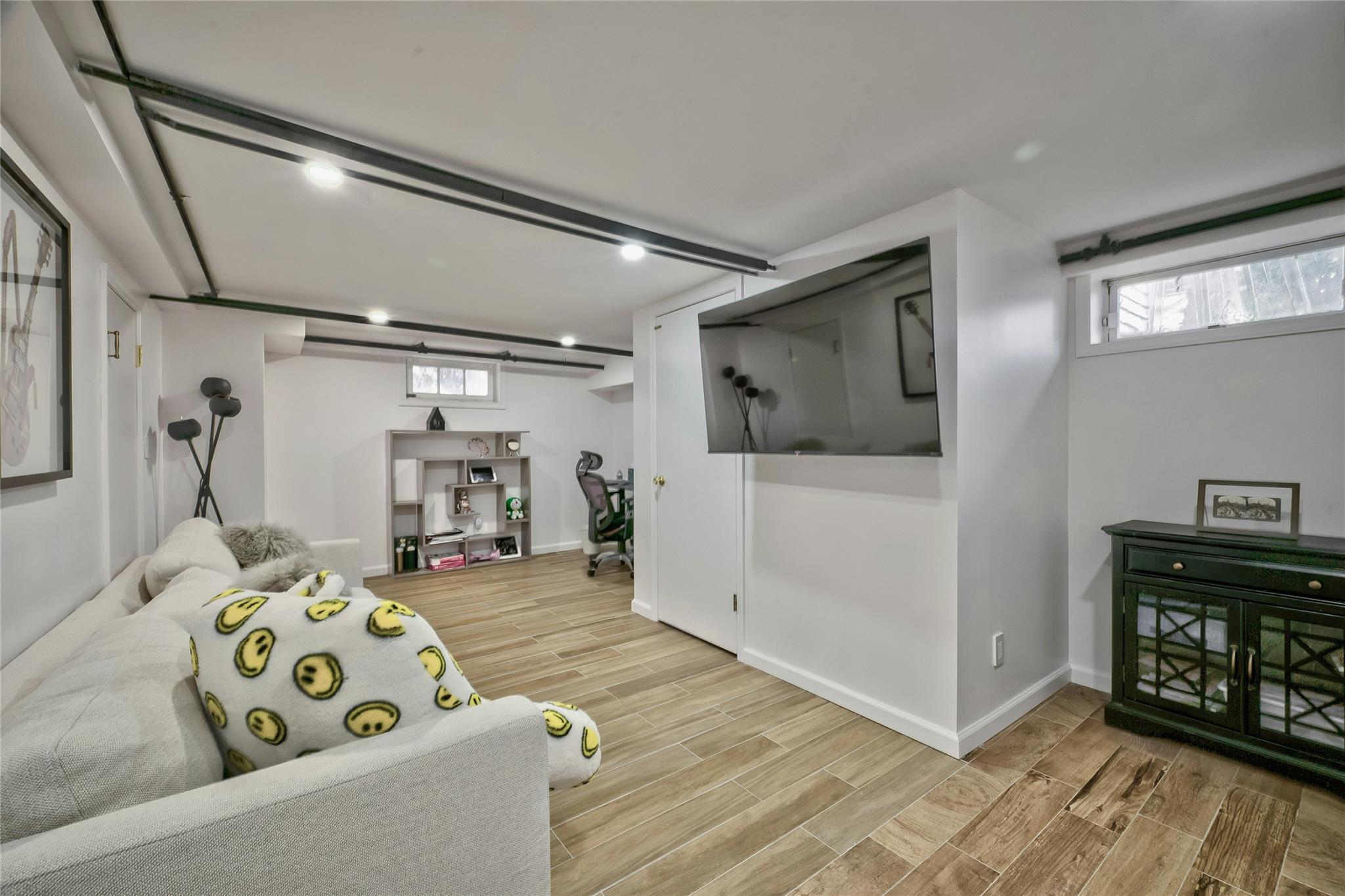 30 Borglum Road, Manhasset, Florida image 22