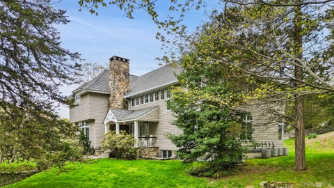 Homes For Sale - 137 Upper Shad Road<br/> Pound Ridge, NY 10576