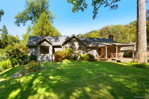 Homes For Rent - 5 Shore Trail<br/> Westchester County, South Salem, NY 10590