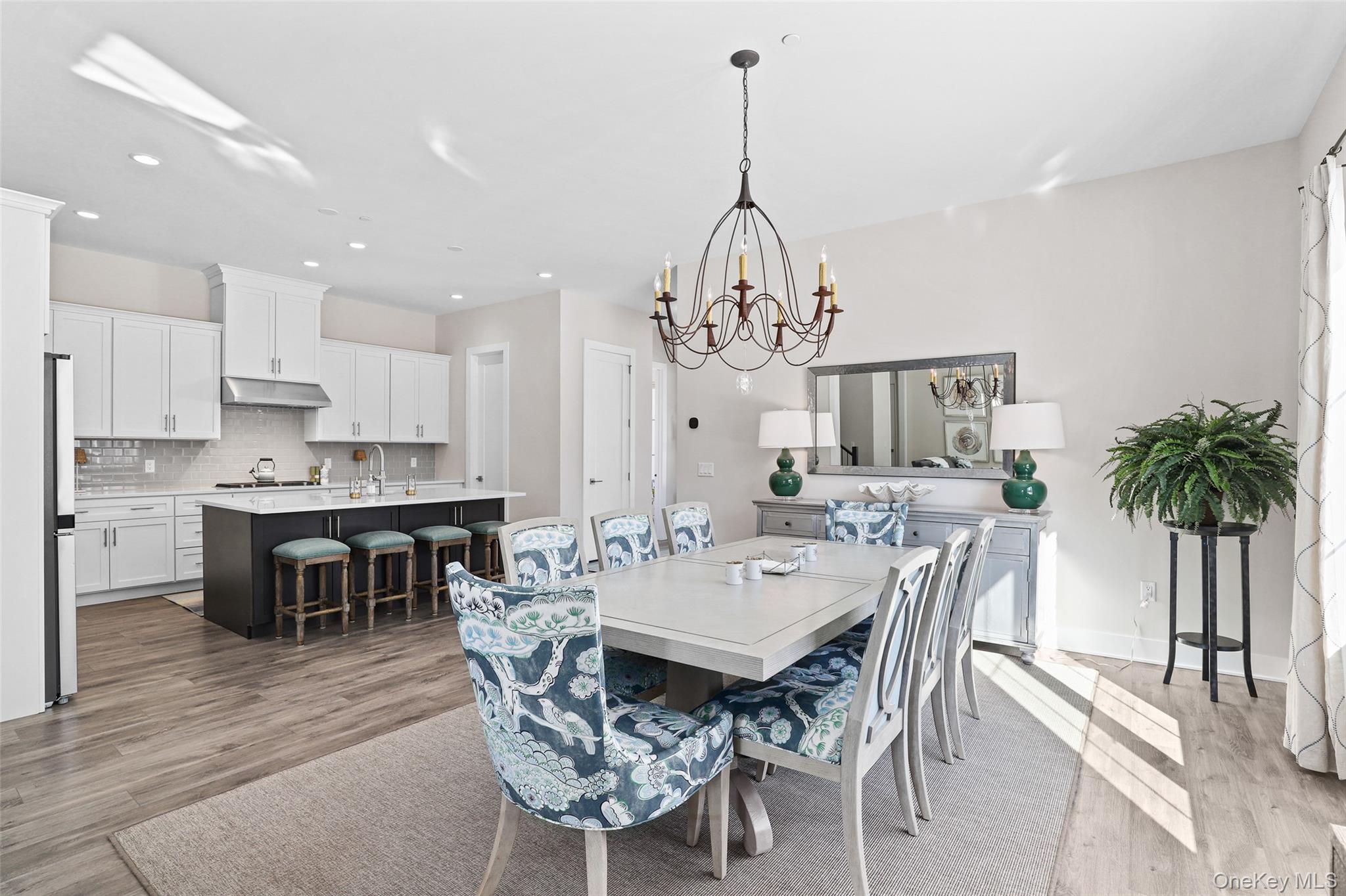 2 Dewitt Drive