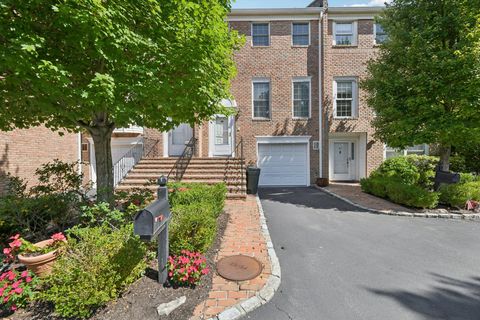 85 Marjorie Court 85 Manhasset NY 11030