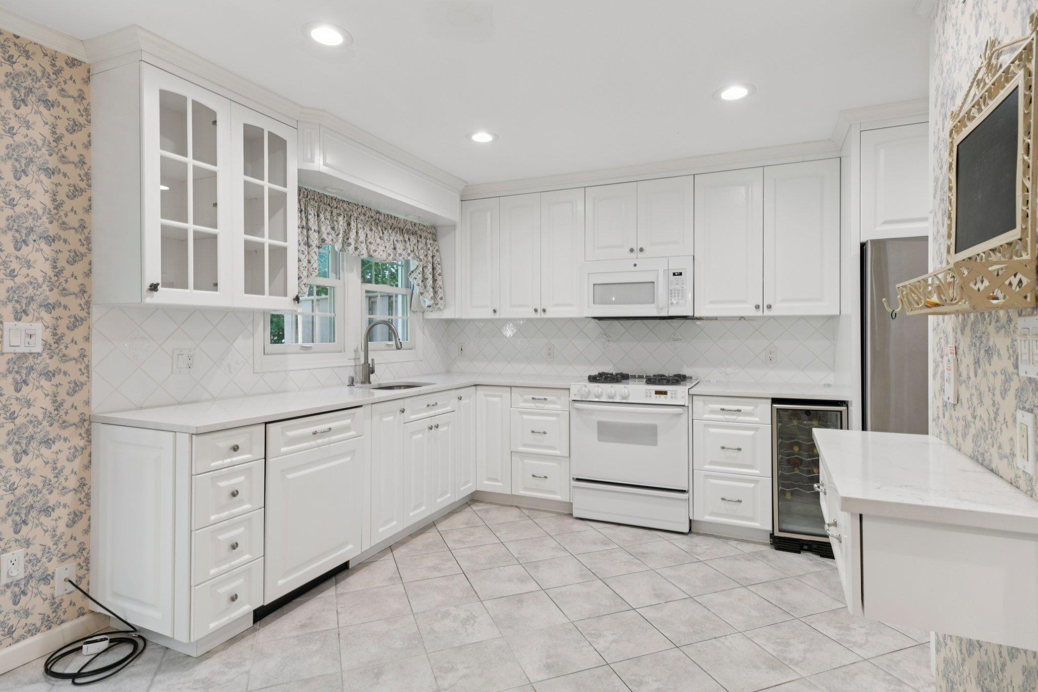 85 Marjorie Court 85