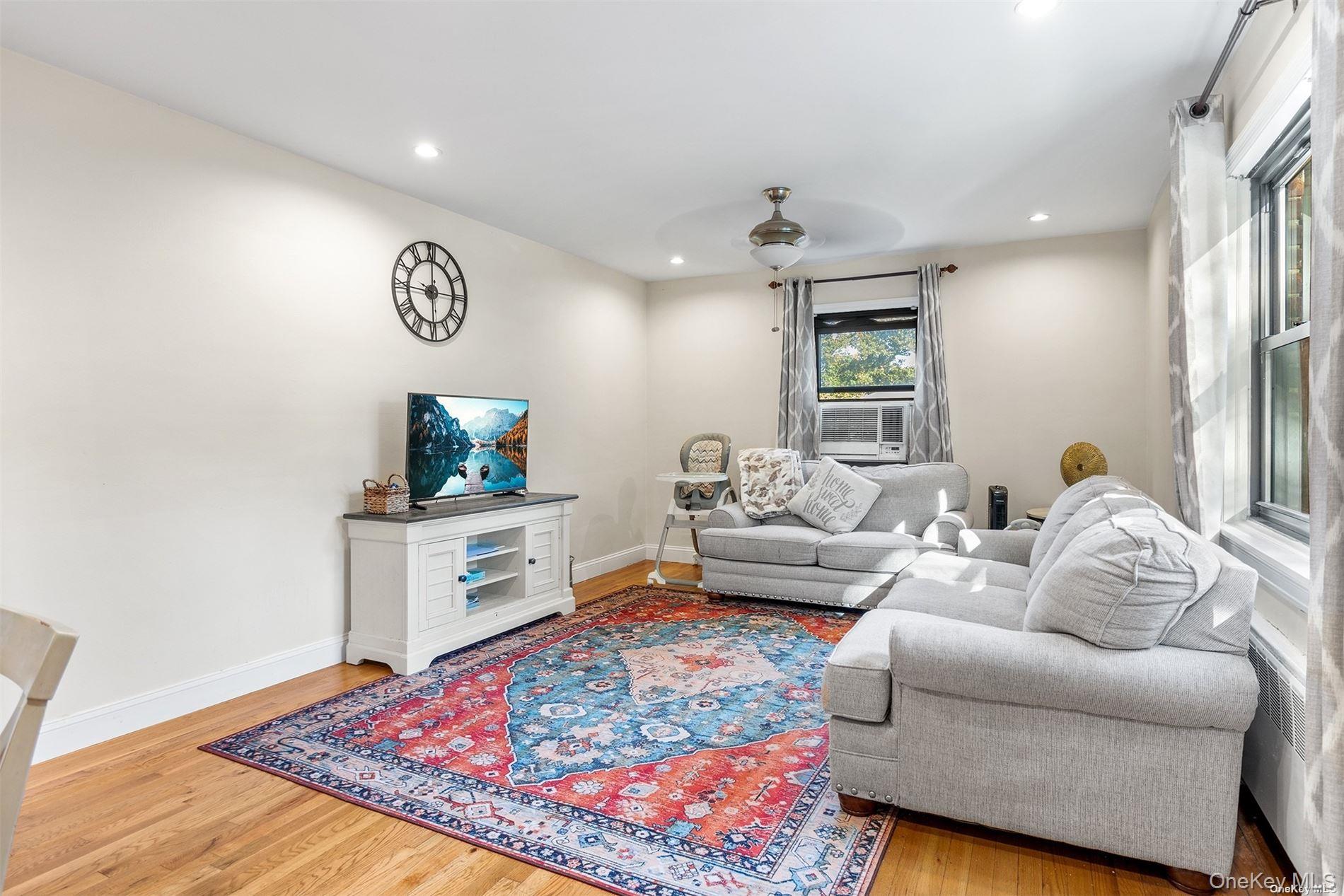 73-10 220th Street Uppr