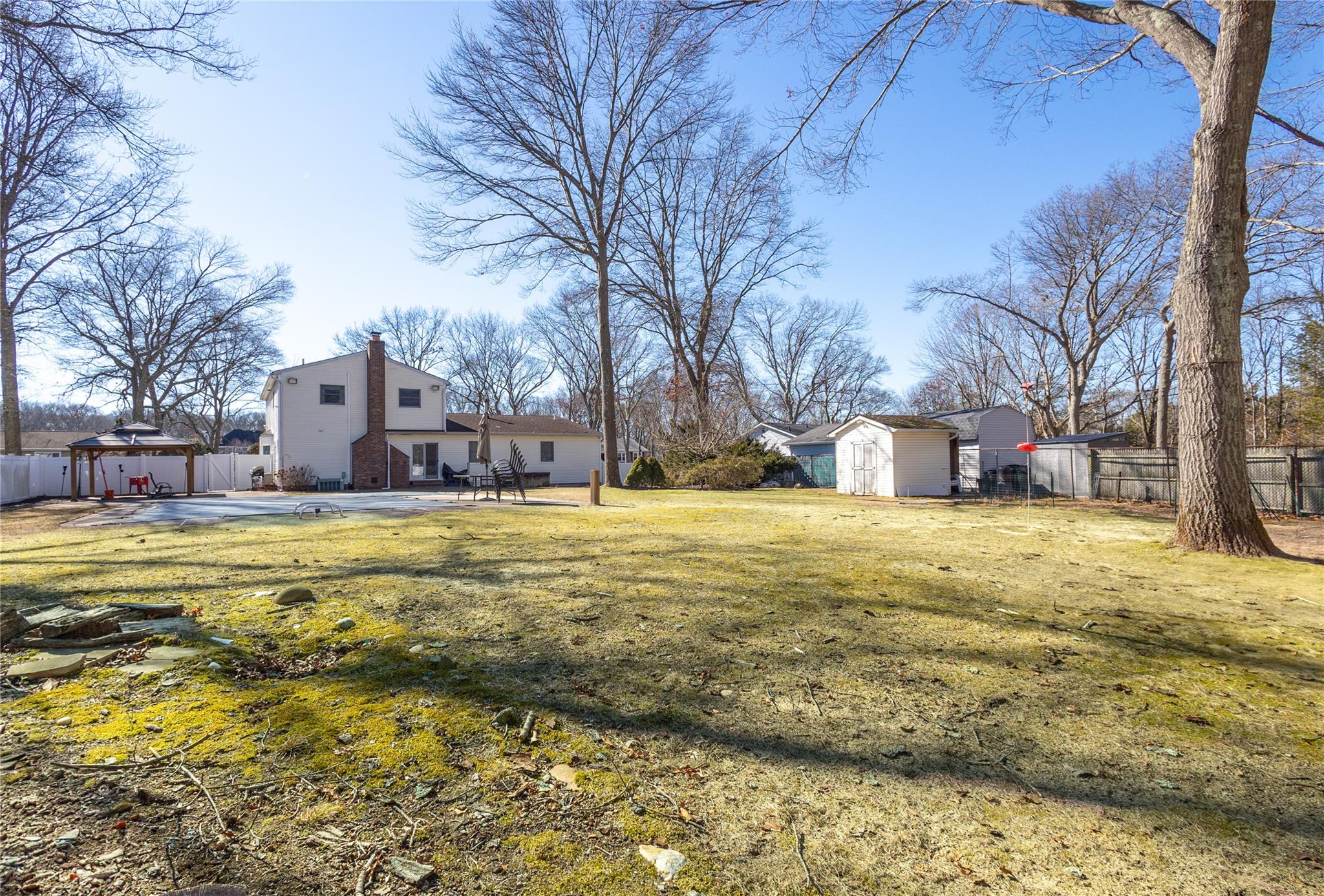 17 Wanda Terrace, Farmingville, New York image 35