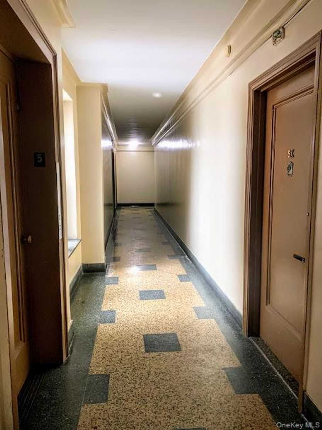 Photo of 3121 54th Street #5K, Woodside, NY 11377 (MLS # 962197)