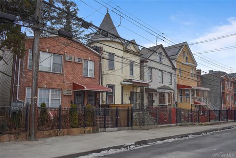 Homes For Sale - 740 E 218th Street<br/> Bronx, NY 10467