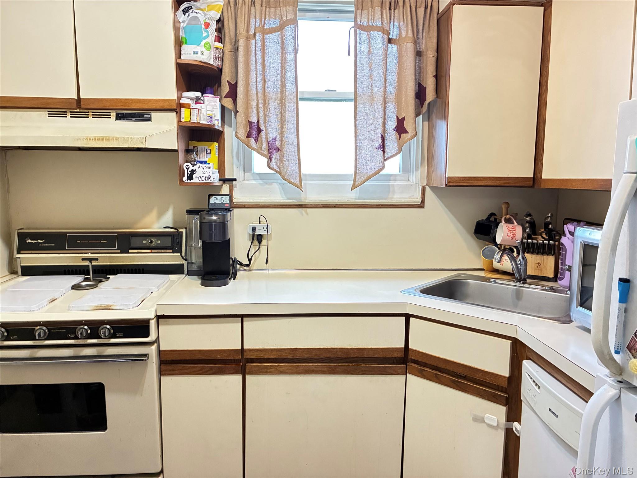 77 Glen Keith Road 77L