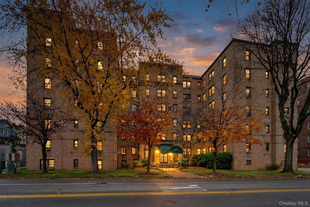 Photo of 475 Bronx River Road #2D, Yonkers, NY 10704 (MLS # 978067)