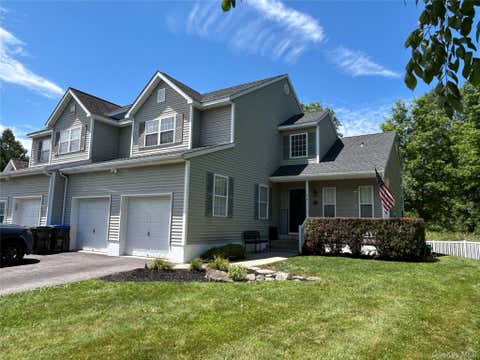 Homes For Rent - 24 Waterford Circle<br/> Orange County, Washingtonville, NY 10992