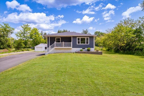 Homes For Sale - 534 Lattintown Road<br/> Ulster County, Marlboro, NY 12542