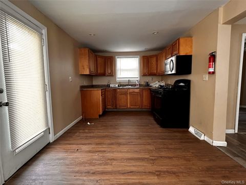 114 Dupont Avenue Newburgh NY 12550