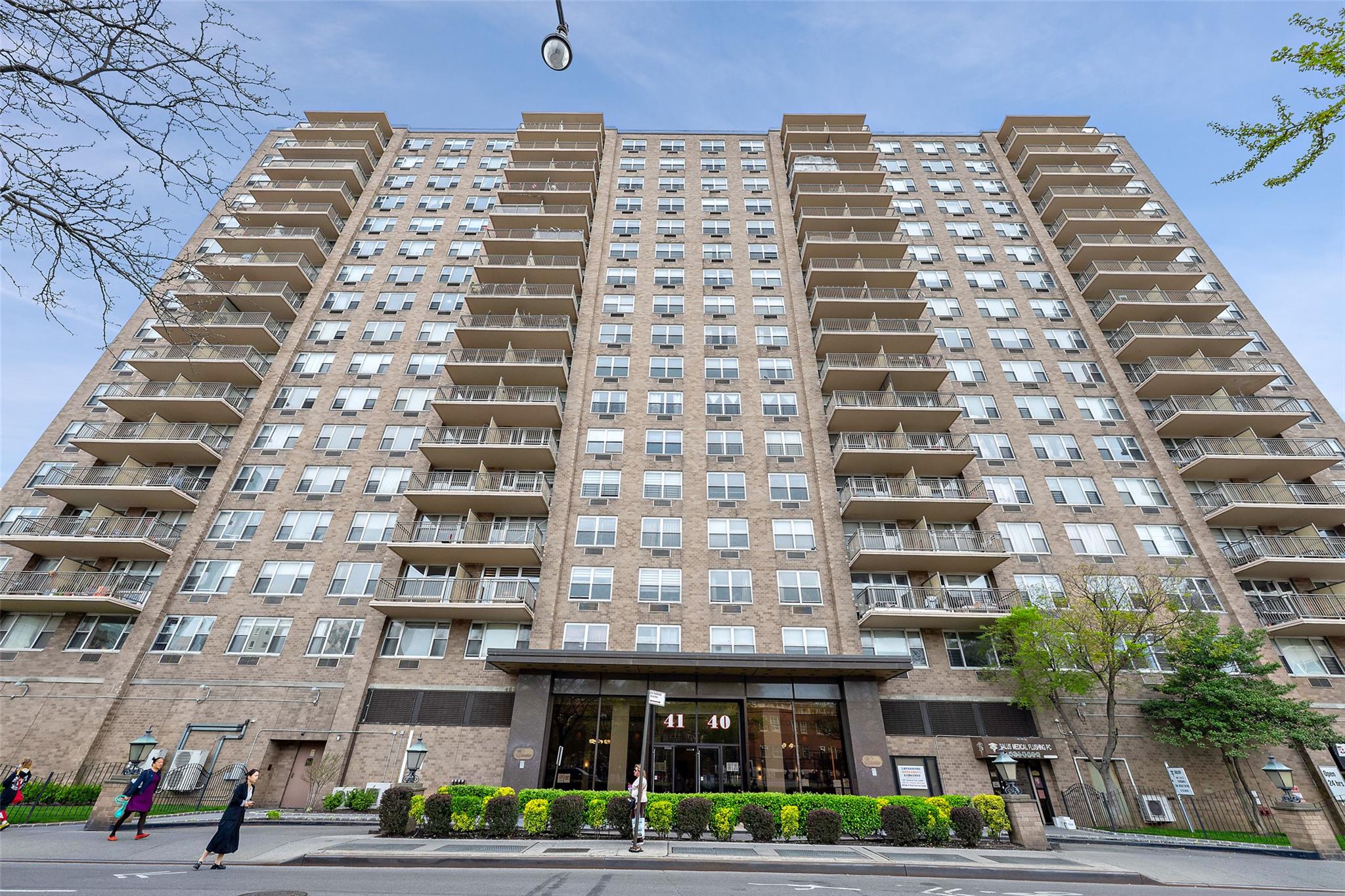 Property for Sale at Union Street 15P, Flushing, Queens, NY - Bedrooms: 2 
Bathrooms: 2 
Rooms: 4  - $756,000