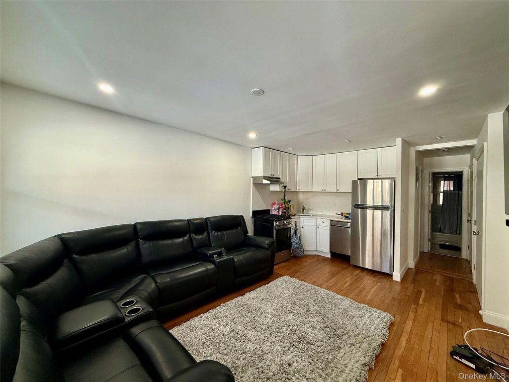 Photo of 765 Shore Road #1N, Long Beach, NY 11561 (MLS # 965588)