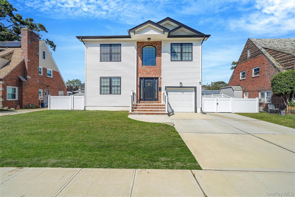 Photo of 41 Eldridge Avenue, Hempstead, NY 11550 (MLS # 920855)